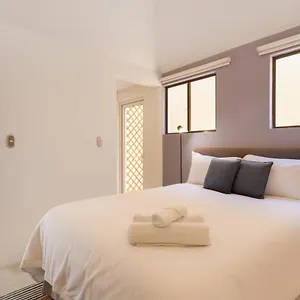 Apartamento H13-101, Efficiency Studio Next To The Airport
